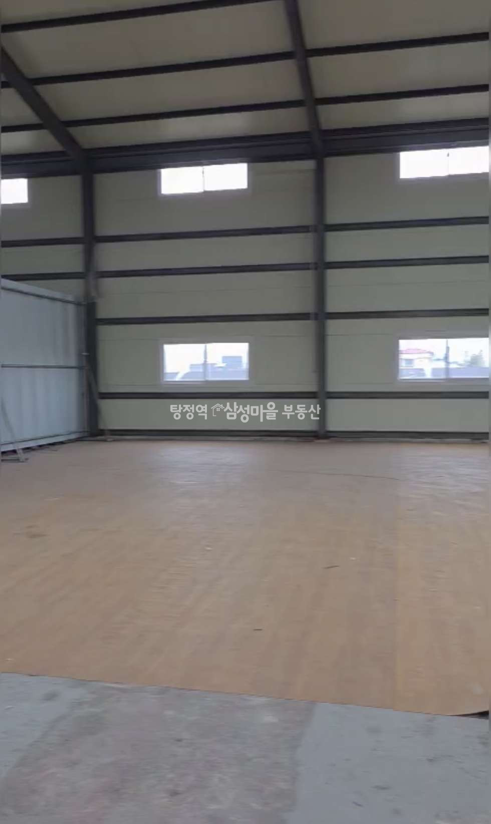 충남 아산시 배방읍 구령리 206 (농산물간이집하장) 주2동 (토지 1,130평 공동사용, 건물 127평) 구령리 창고, 사무실 임대, 즉시 입주 가능 월세 매물번호 10138 사진 1