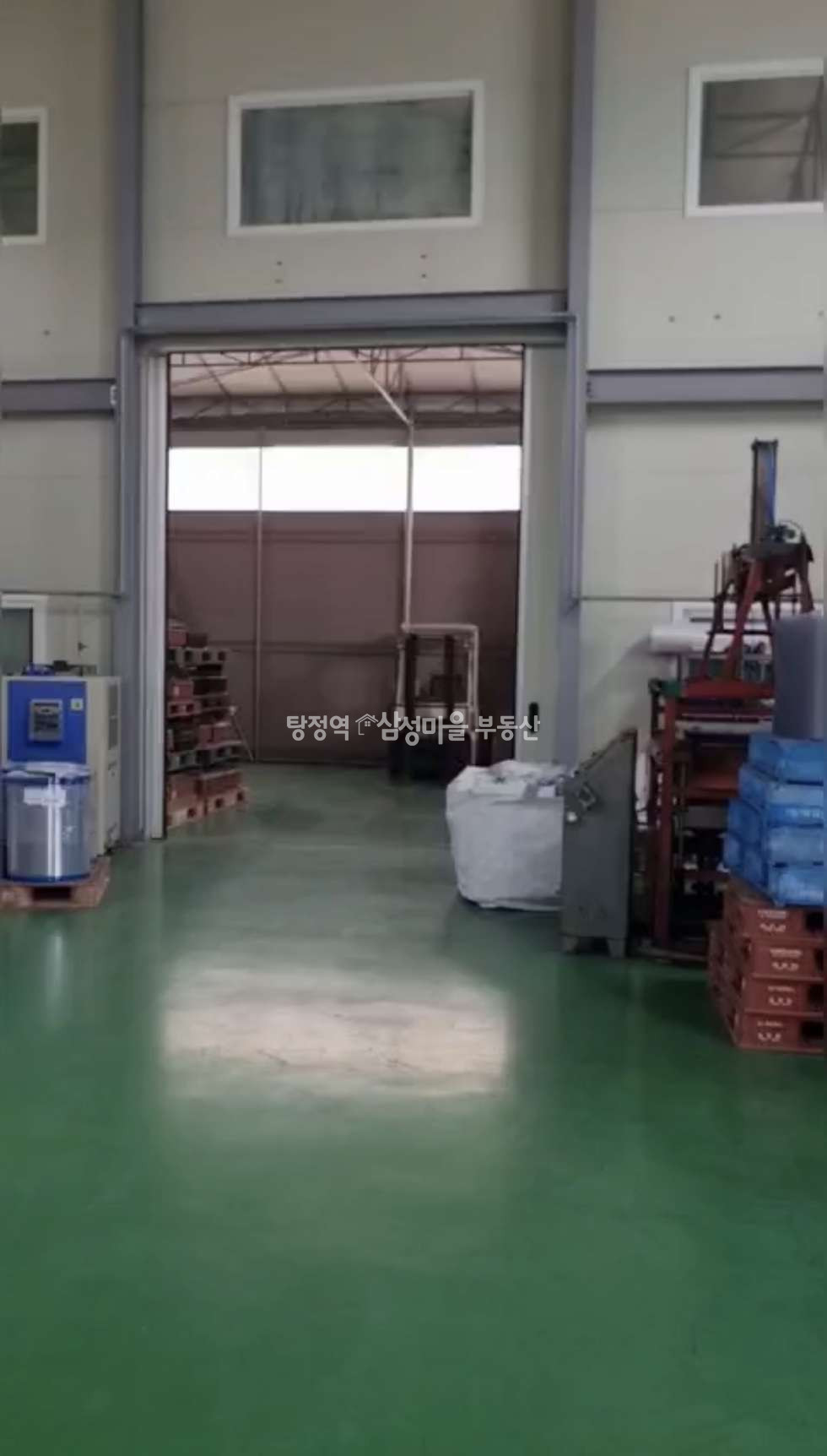 충남 천안서북구 성환읍 율금리 749-23 1,2동 (토지 453평, 건물 160평) 율금리 2차선변 공장 매매 매매 매물번호 10119 사진 2