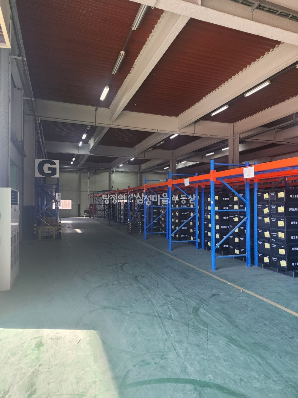 충남 천안서북구 직산읍 신갈리 206-4 물류 유통 창고(토지 2,977평, 건물 1,807평) 임대, 화물엘베 有, 5월중 입주 가능 월세 매물번호 10053 사진 2