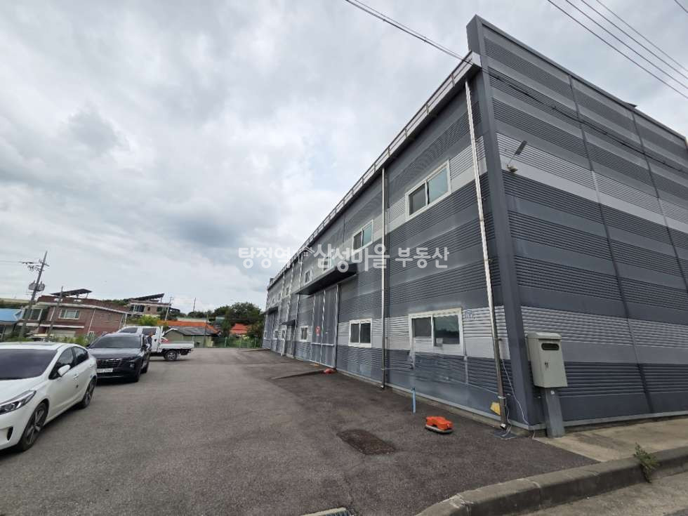 충남 아산시 염치읍 방현리 188-3 1동 (토지 340평, 건물 129.4평) 염치읍 방현리 2종근생 사무소 매매 매매 매물번호 10267 사진 11
