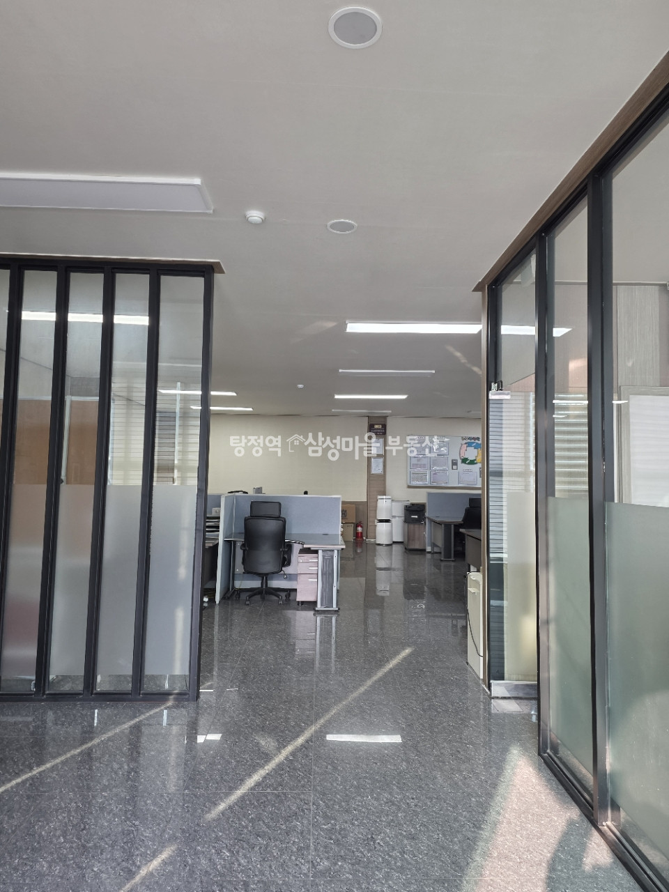 충남 아산시 음봉면 삼거리 96 A,D,E동 화학공장(토지 2,263평, 건물 910평) 매매, 도로교통망 굿, 전력300kw 매매 매물번호 10244 사진 2