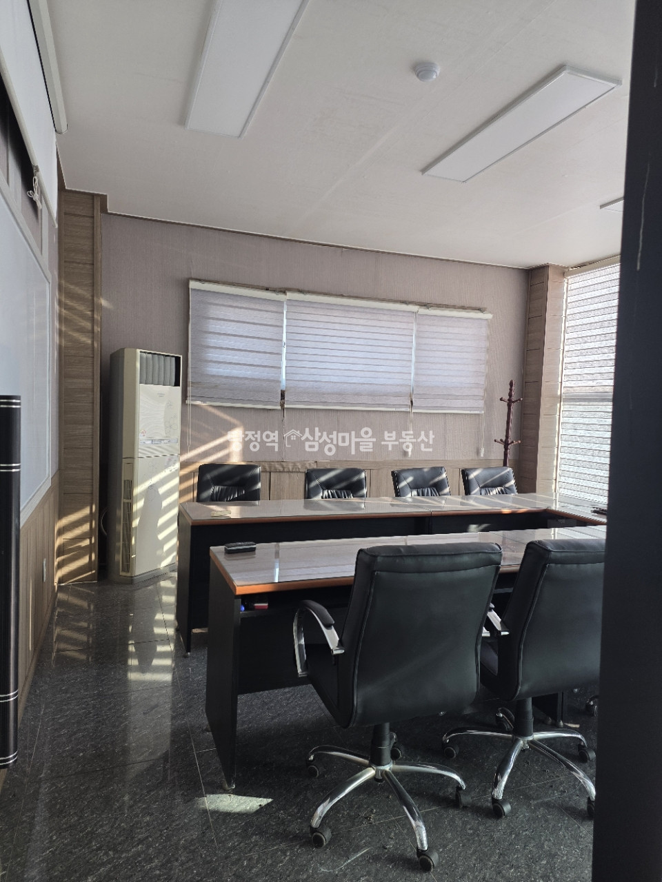 충남 아산시 음봉면 삼거리 96 A,D,E동 화학공장(토지 2,263평, 건물 910평) 매매, 도로교통망 굿, 전력300kw 매매 매물번호 10244 사진 3