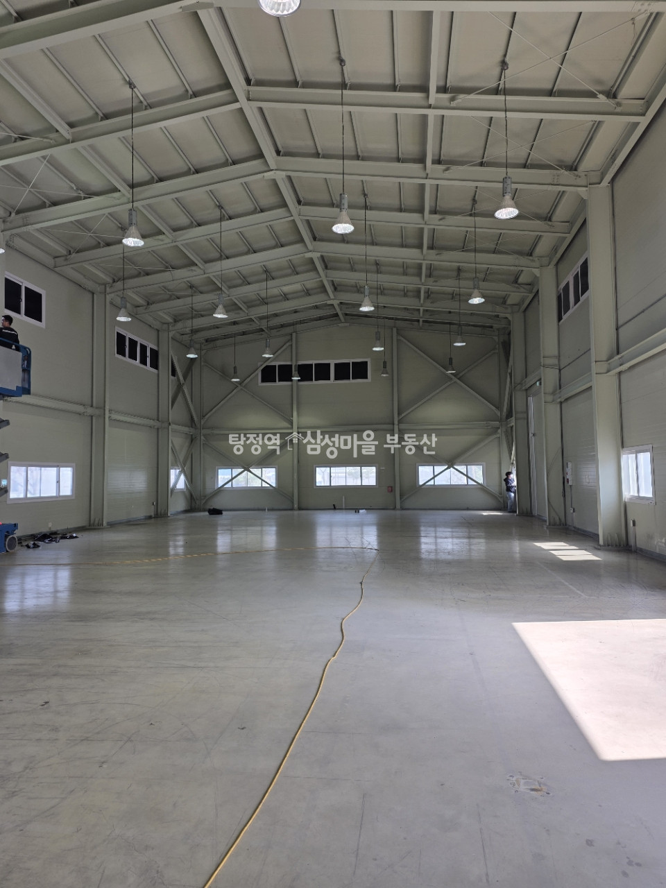 충남 아산시 음봉면 소동리 341-9 1동 (건물 201평, 대지 1794평 공동사용) 소동리 공장 임대, 사무실 有 월세 매물번호 10025 사진 2