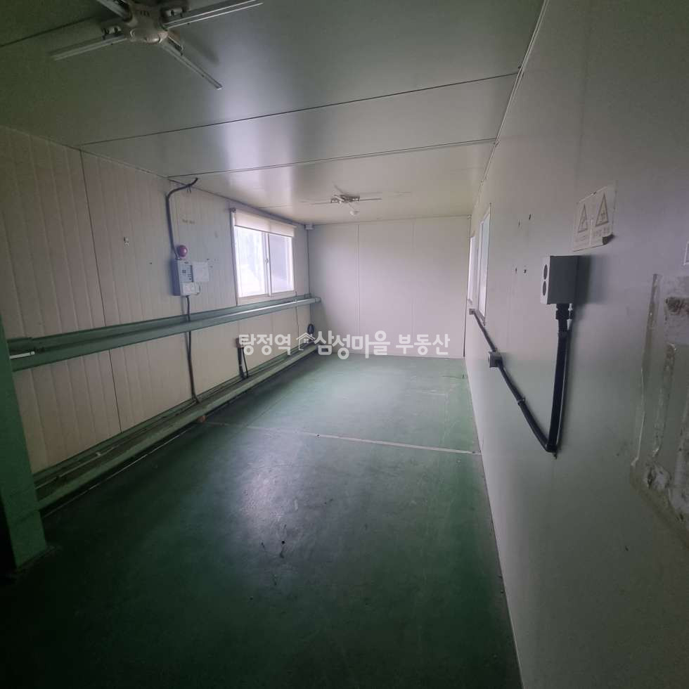 충남 천안동남구 목천읍 천정리 11-7 (성일산업) 2동 ( 건물 368평, 토지 약 1000평) 목천 IC 인근 공장 임대, 사무동 있음 월세 매물번호 10206 사진 6