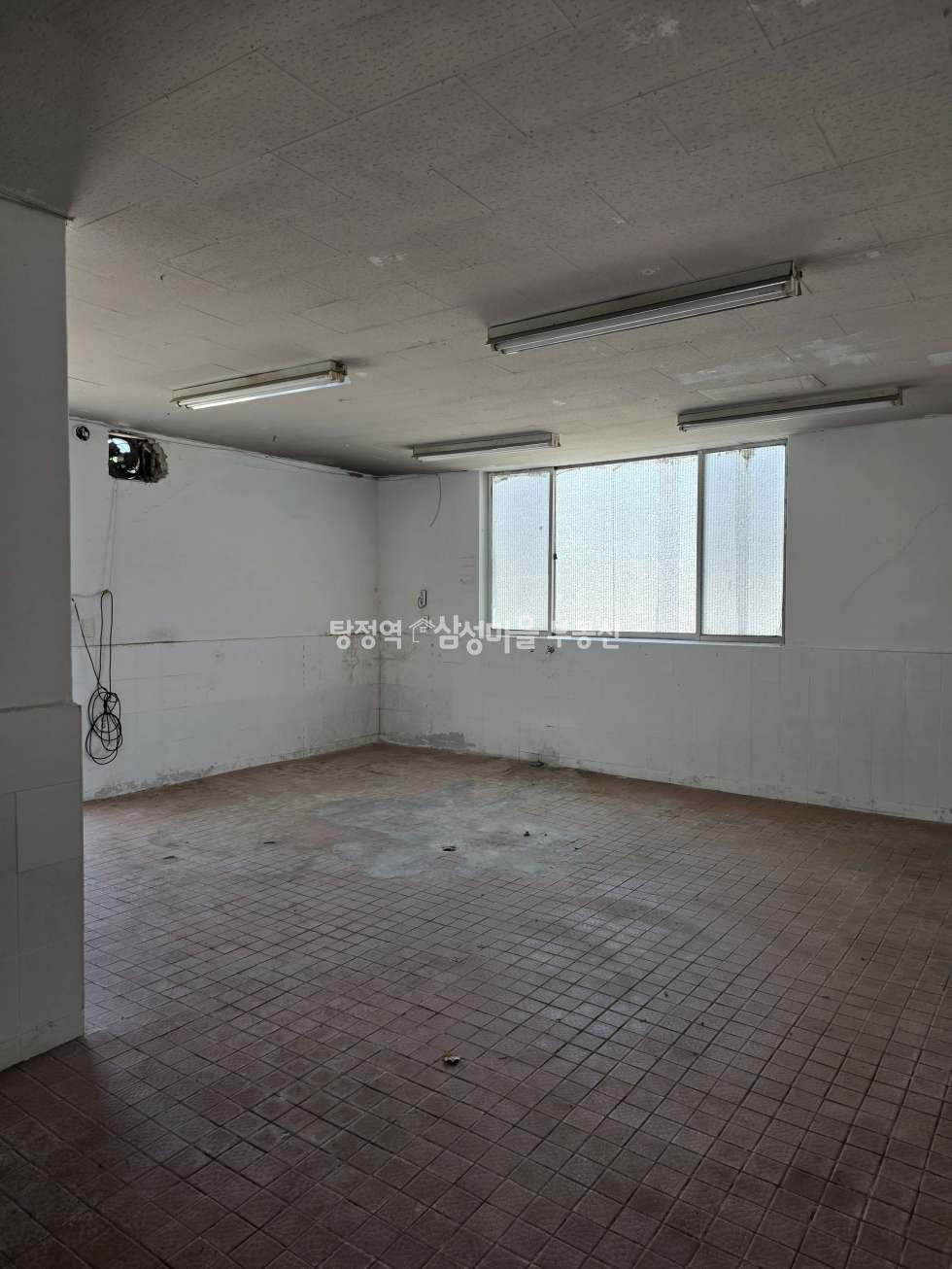 충남 아산시 인주면 냉정리 182-2 C,F,H동 인주면 야적장 넓은 550평 공장임대 토지1000평야적가능 월세 매물번호 10275 사진 6